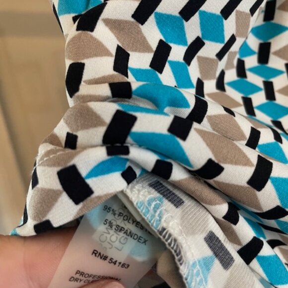 Calvin Klein Multi-Colored Geo-Print Sleeveless Blouse, Size PM - Picture 3 of 8